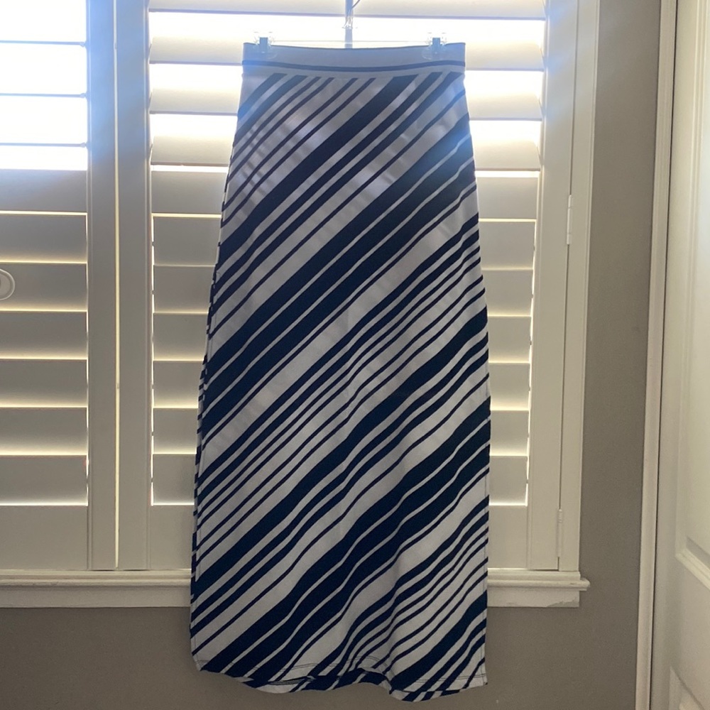 Maxi skirt with slits up both sides